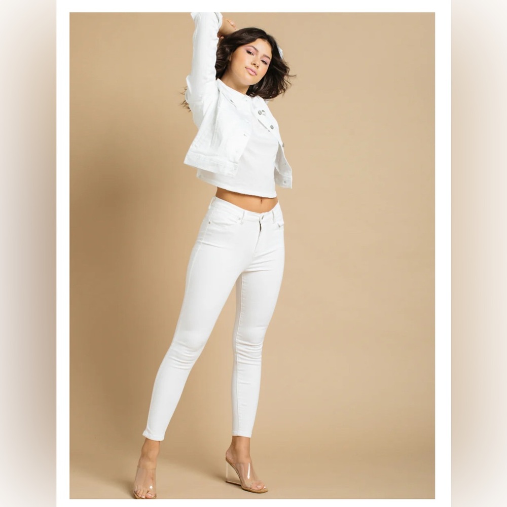 Women's Celebrity Pink White Skinny Jeans